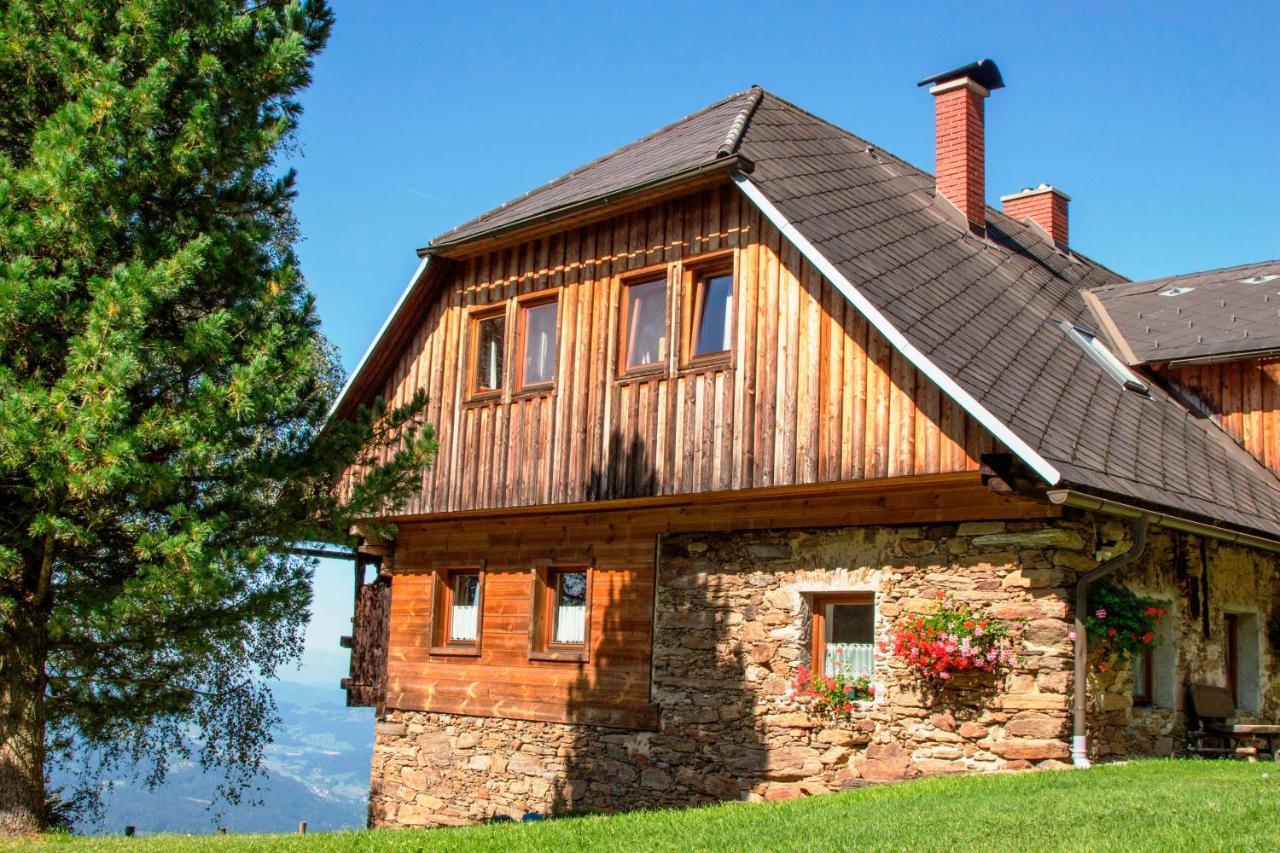 Apartments Im Almhaus Bachler Gundisch Екстер'єр фото