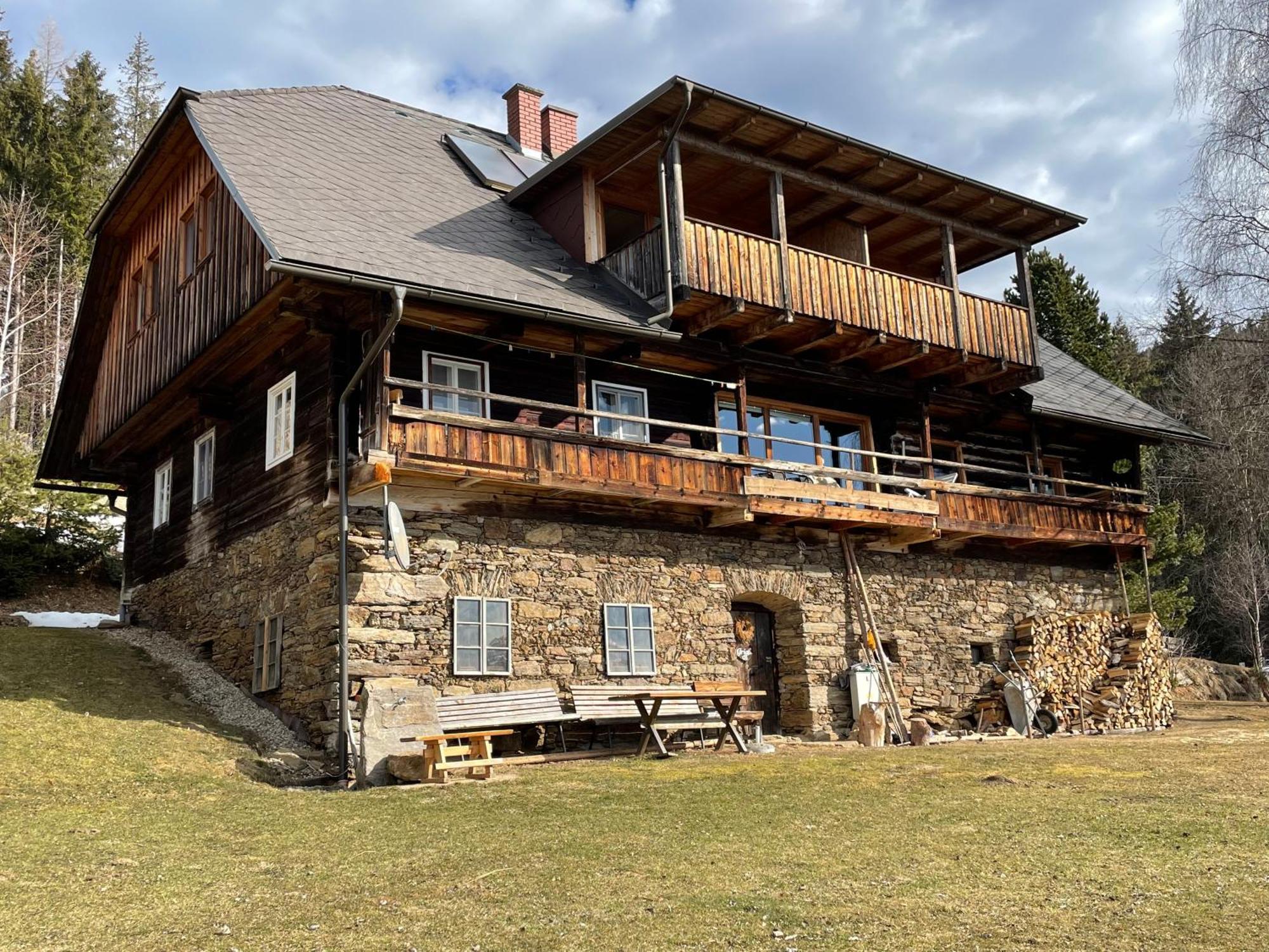 Apartments Im Almhaus Bachler Gundisch Екстер'єр фото