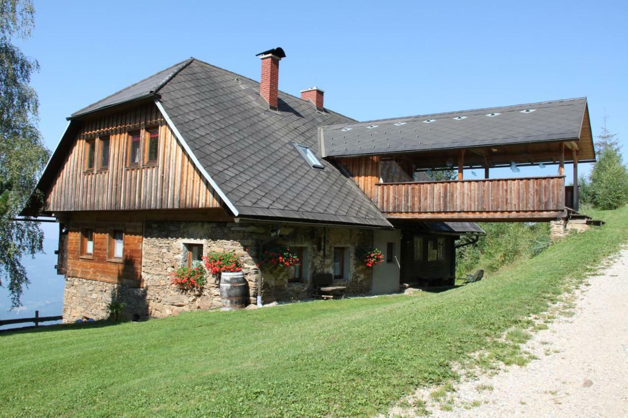 Apartments Im Almhaus Bachler Gundisch Екстер'єр фото